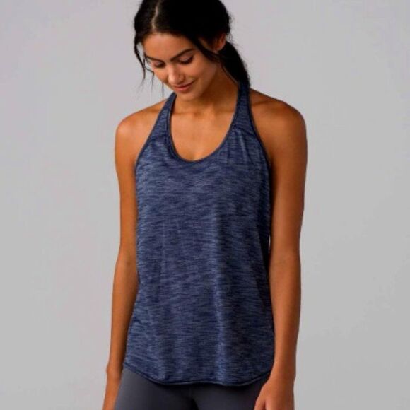 Lululemon Essential Tank - Picture 1 of 8